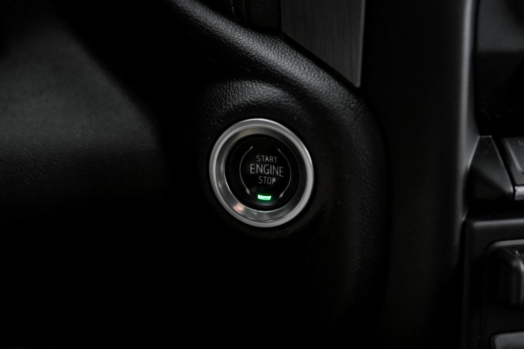 Used 2023 GMC Sierra 2500 Denali w/ Denali Black Diamond Edition image 27