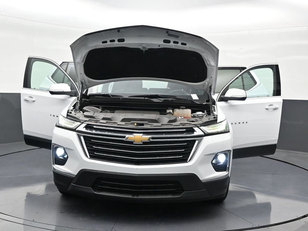 Used 2023 Chevrolet Traverse LT image 37
