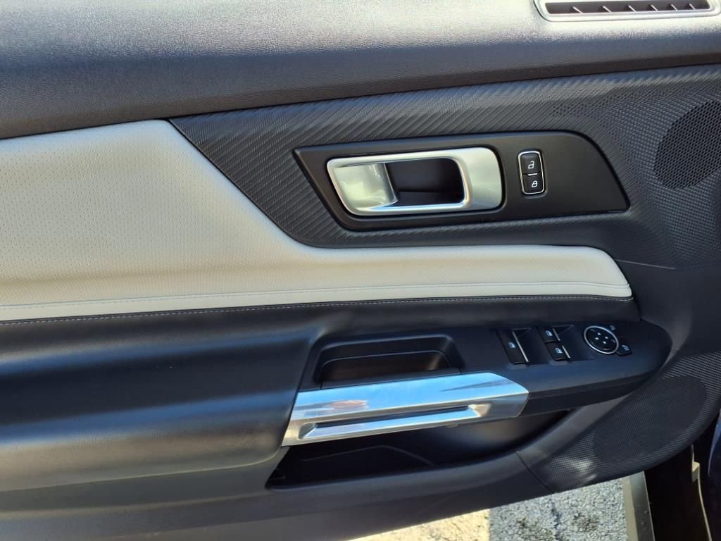 Used 2024 Ford Mustang Premium image 10