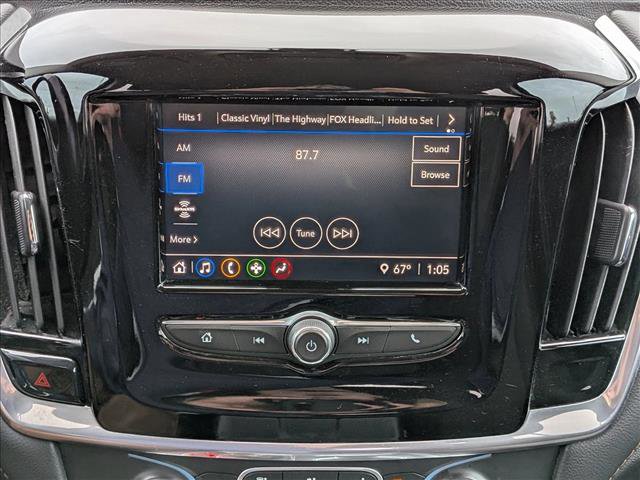 Used 2020 Chevrolet Traverse LT image 10