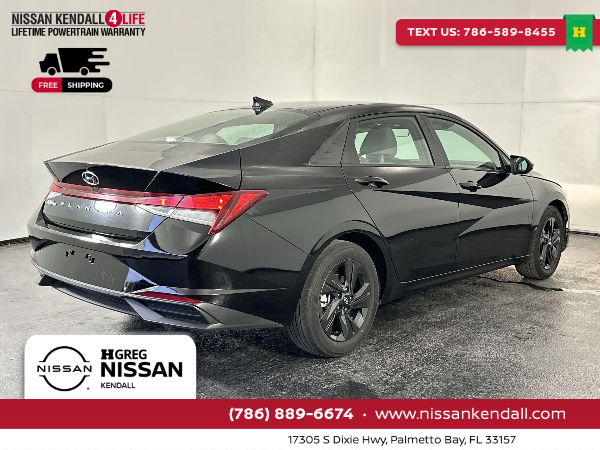 Used 2023 Hyundai Elantra SEL w/ Preferred Accessory Package image 11