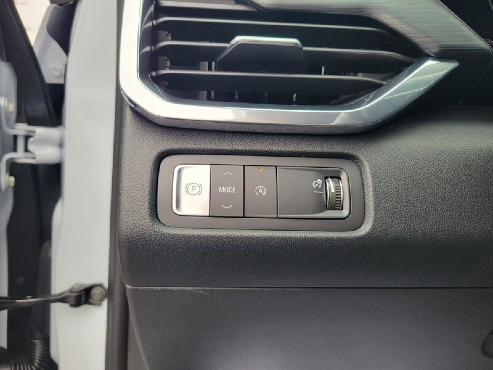 New 2026 GMC Acadia Elevation w/ Super Cruise Package image 15