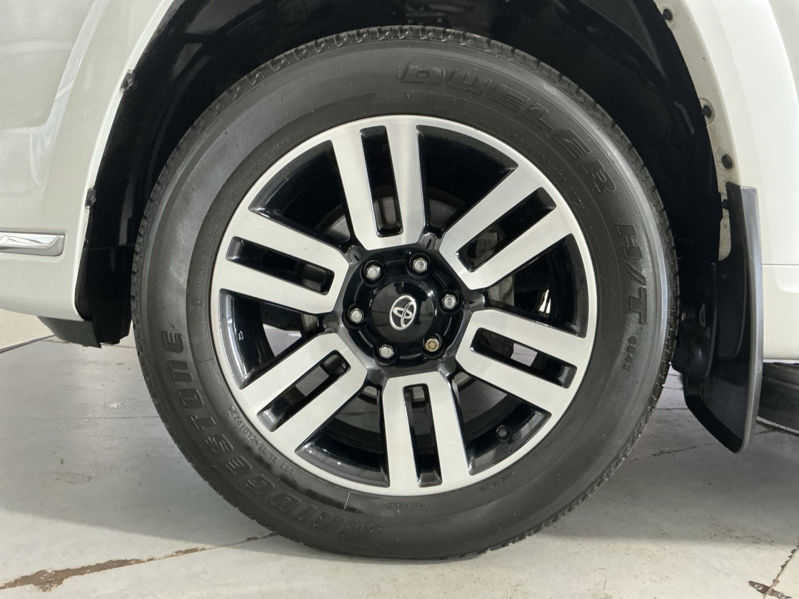 Used 2023 Toyota 4Runner Limited image 13