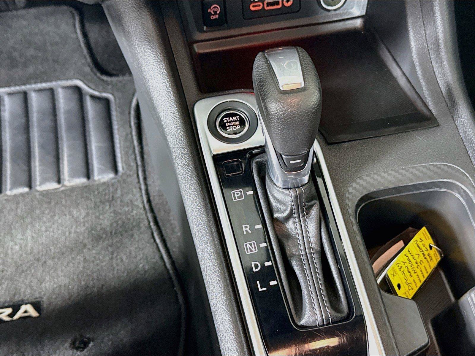Used 2024 Nissan Sentra SV FWD image 15