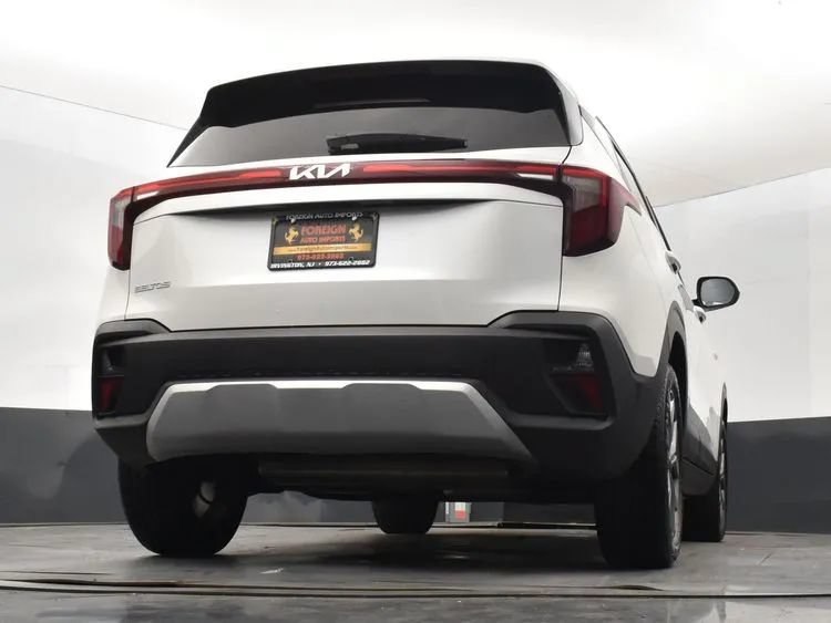 Used 2026 Kia Seltos LX FWD image 13
