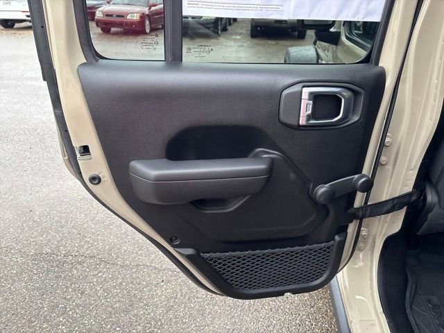 Used 2022 Jeep Wrangler Unlimited Willys image 21