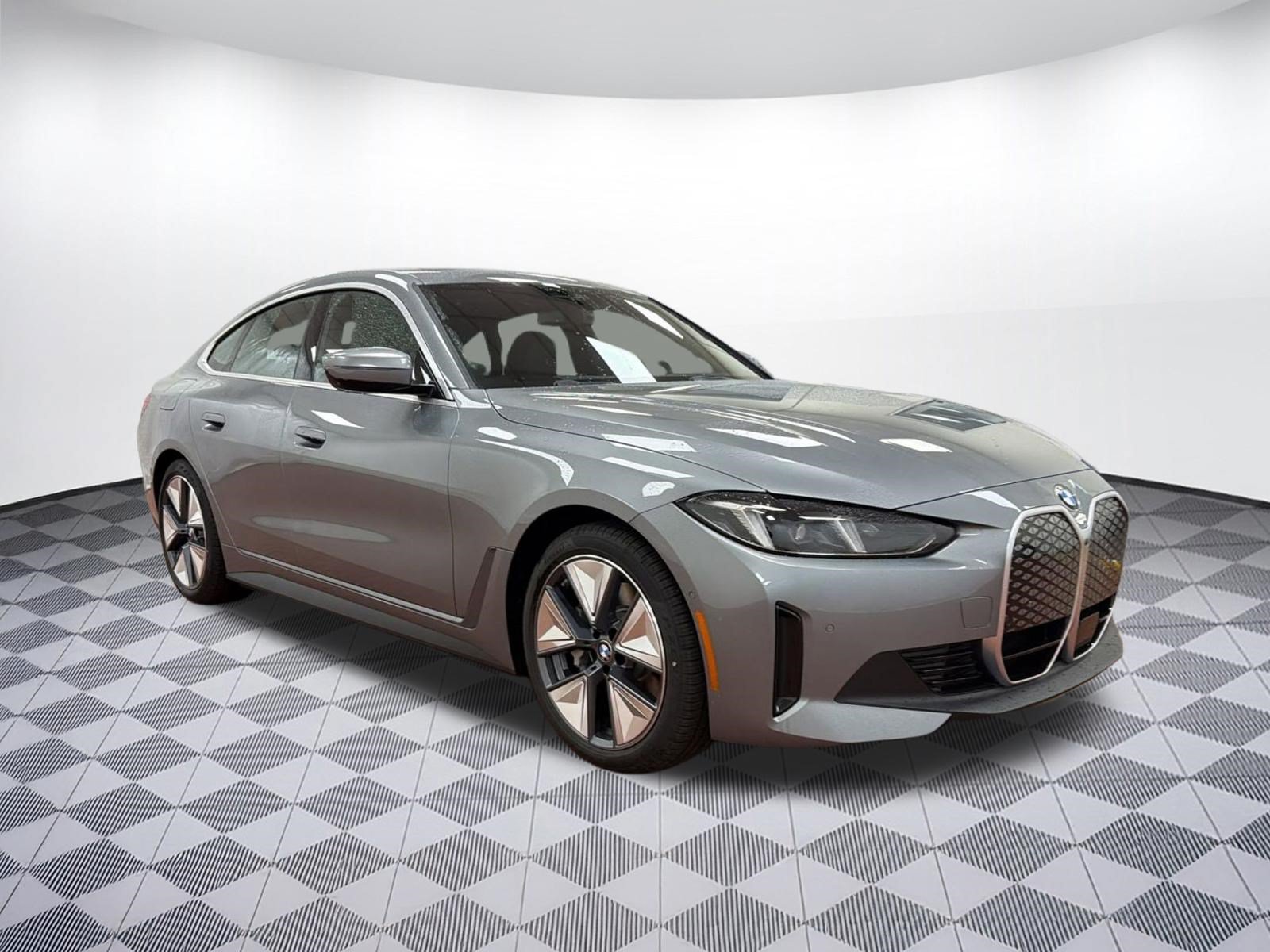 Used 2026 BMW i4 xDrive40i w/ Premium Package AWD/4WD image 6
