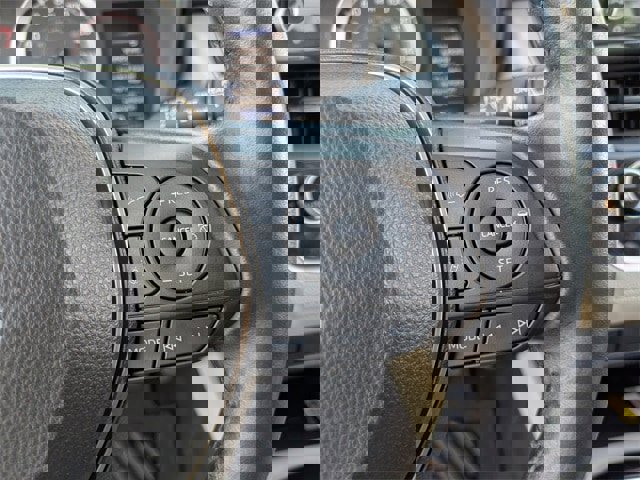 Used 2022 Toyota Corolla Cross LE image 29