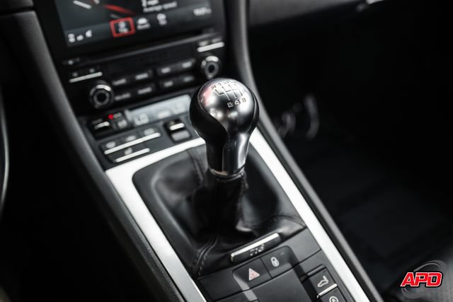 Used 2017 Porsche 718 Cayman RWD image 13