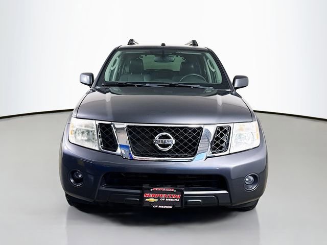 Used 2011 Nissan Pathfinder Silver w/ Protection Pkg image 4