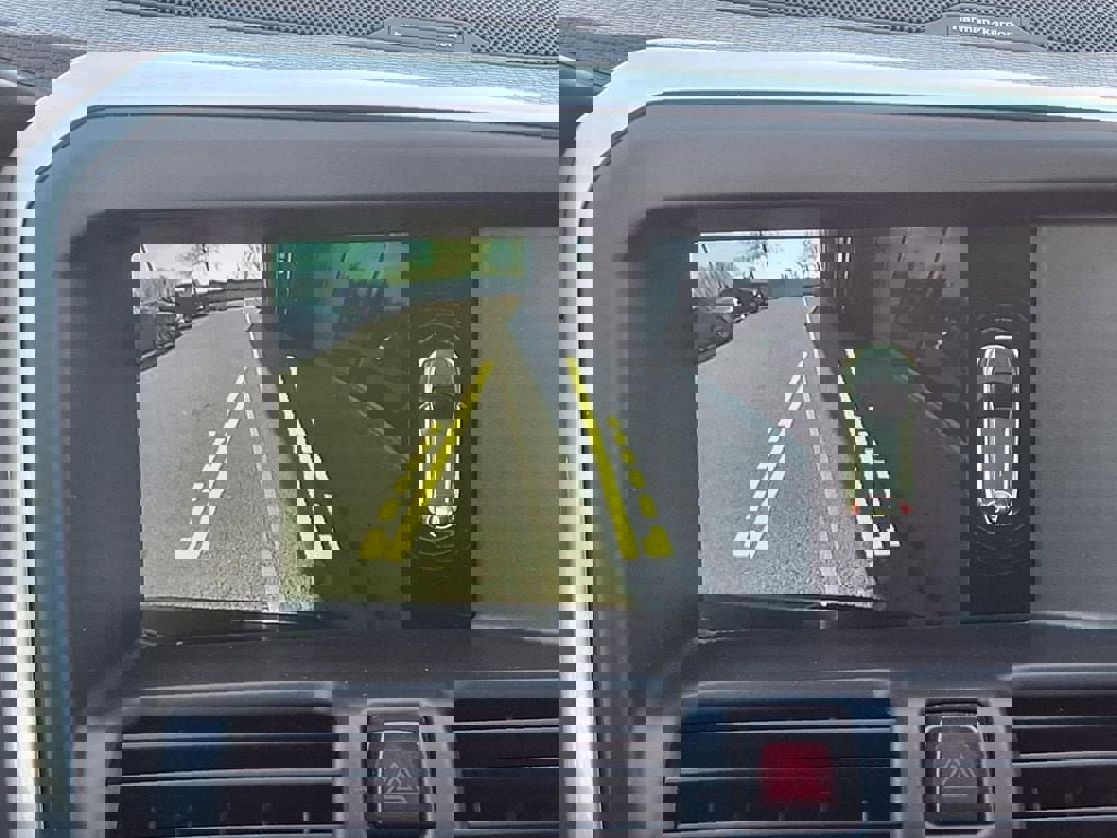 Used 2015 Volvo XC60 T5 w/ Climate Package AWD/4WD image 16