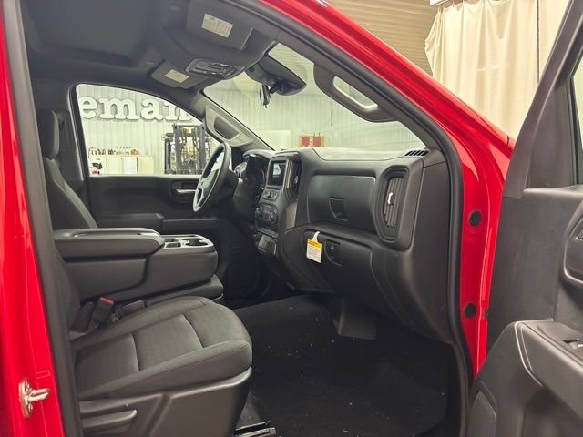 New 2026 Chevrolet Silverado 1500 Custom Trail Boss w/ Dark Appearance Package AWD/4WD image 18