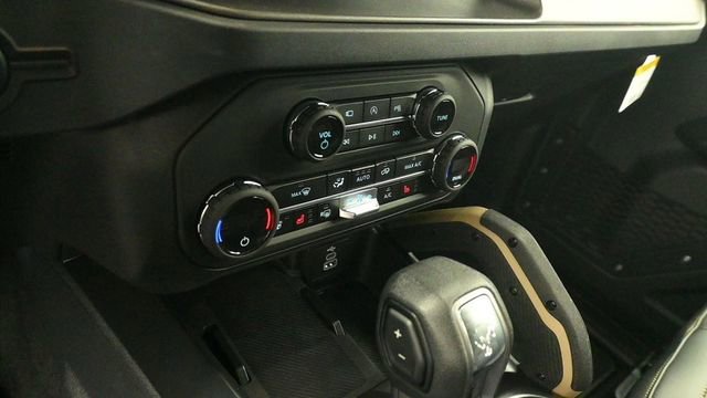 New 2026 Ford Bronco Badlands AWD/4WD image 17