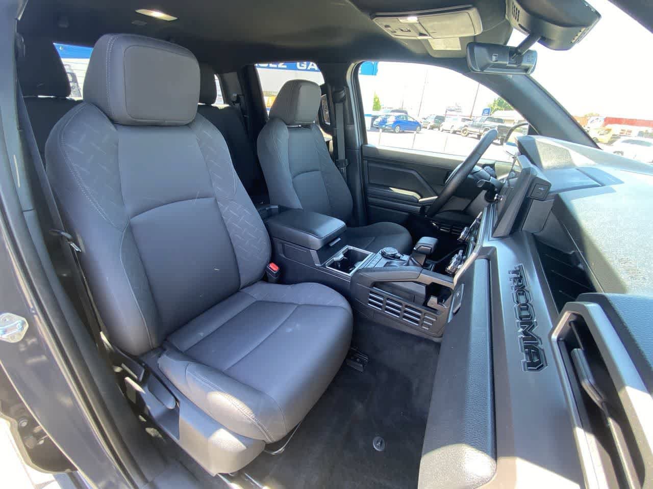 Certified 2024 Toyota Tacoma SR5 AWD/4WD image 23