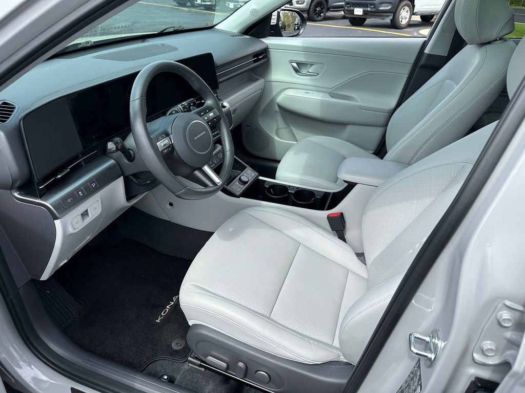 Used 2024 Hyundai Kona Limited AWD/4WD image 9