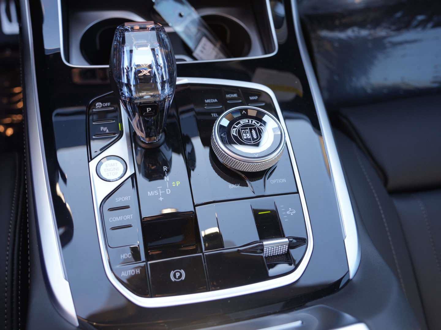 New 2026 BMW ALPINA XB7 image 22