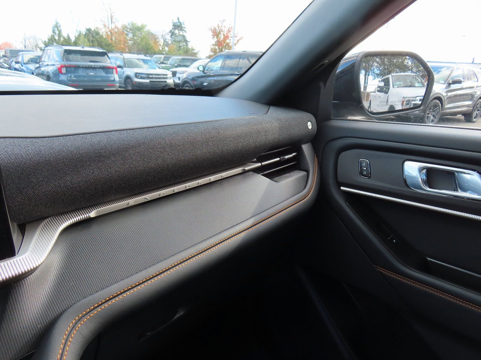 New 2026 Ford Explorer Tremor w/ Tremor Convenience Package image 11