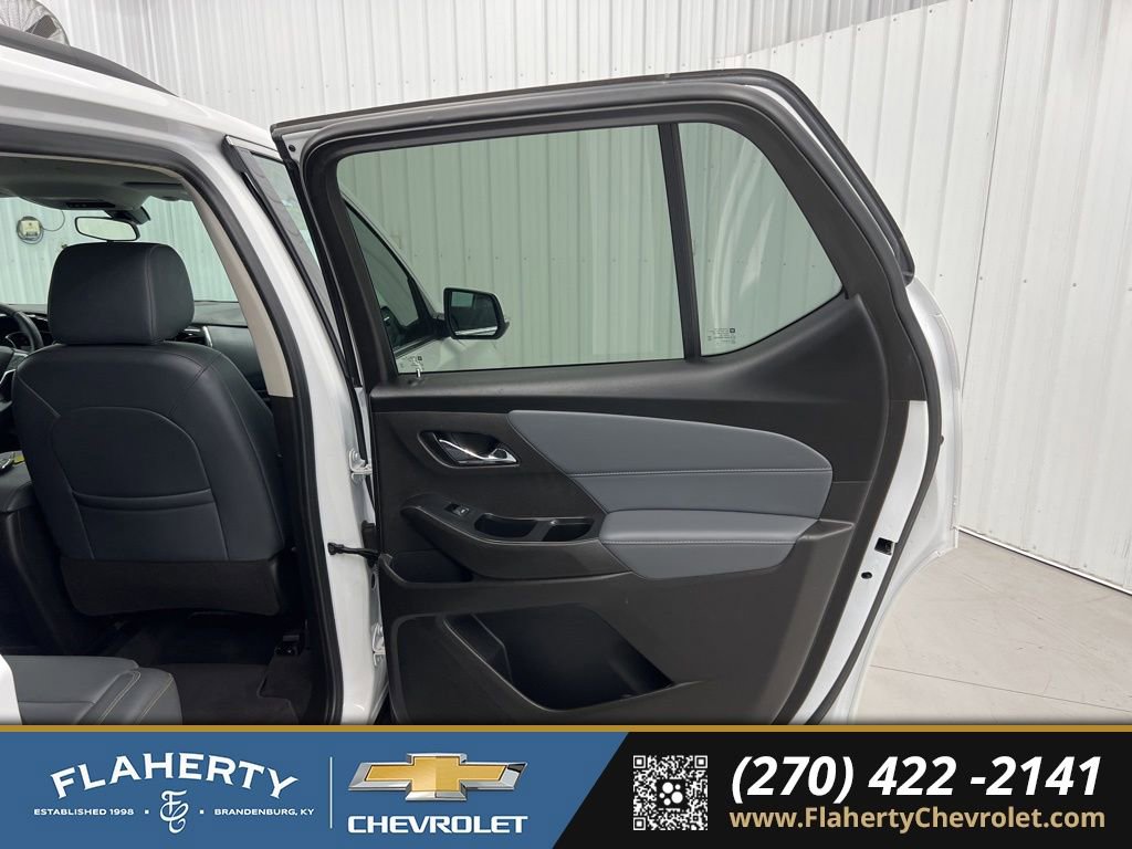 Used 2021 Chevrolet Traverse LT AWD/4WD image 12