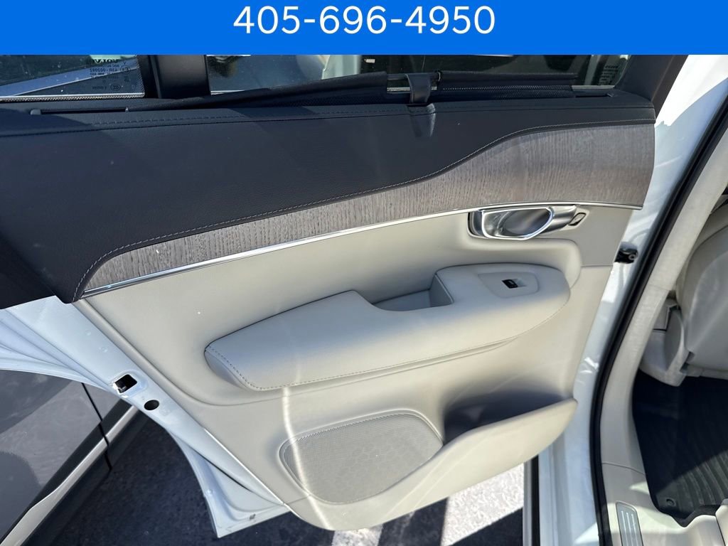 Used 2022 Volvo XC90 T6 Inscription w/ Advanced Package image 18