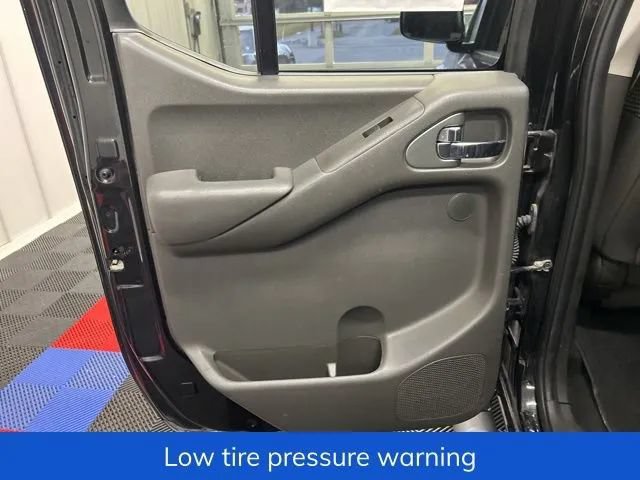 Used 2019 Nissan Frontier PRO-4X AWD/4WD image 11