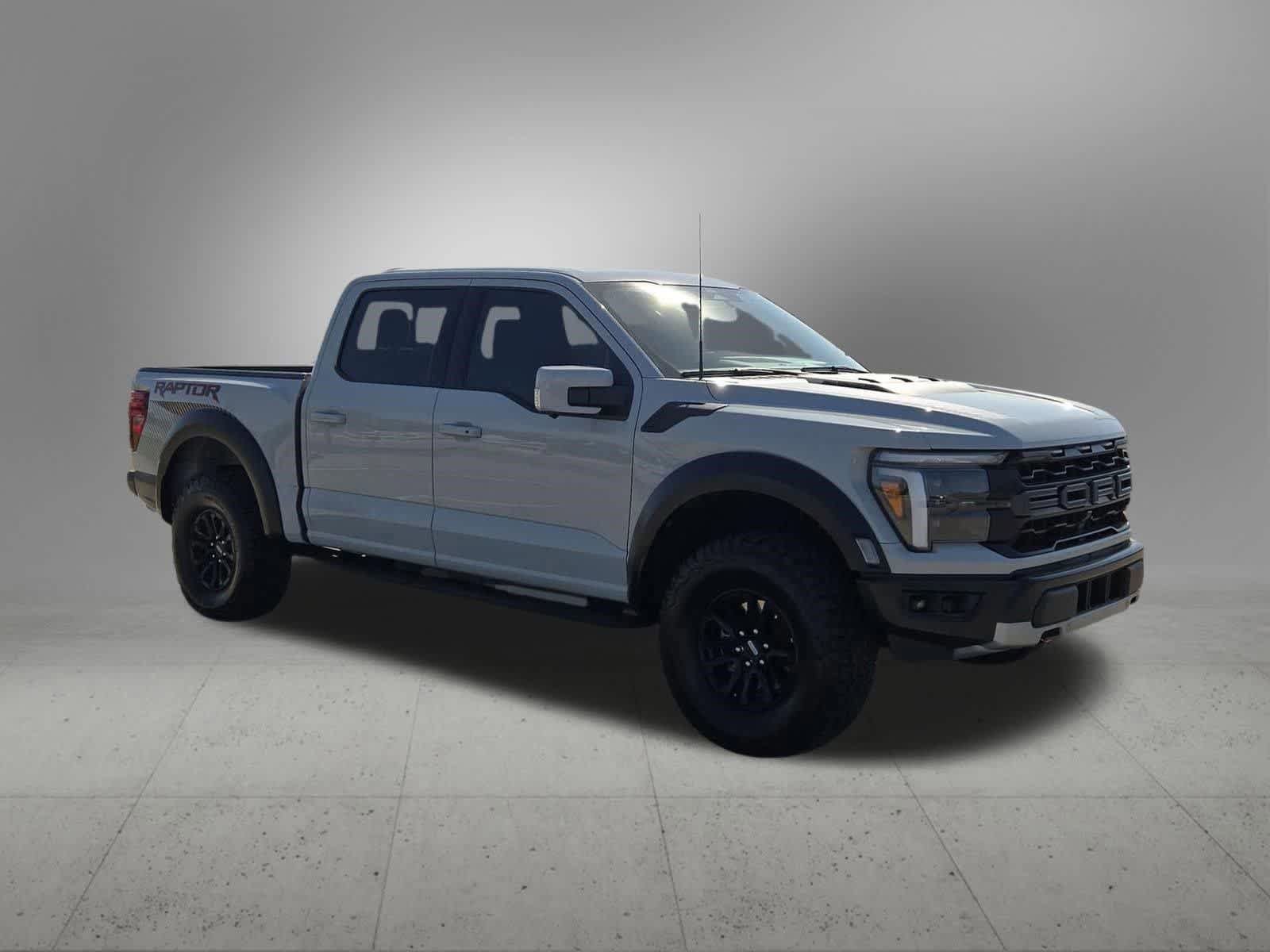 Used 2024 Ford F150 Raptor AWD/4WD image 8