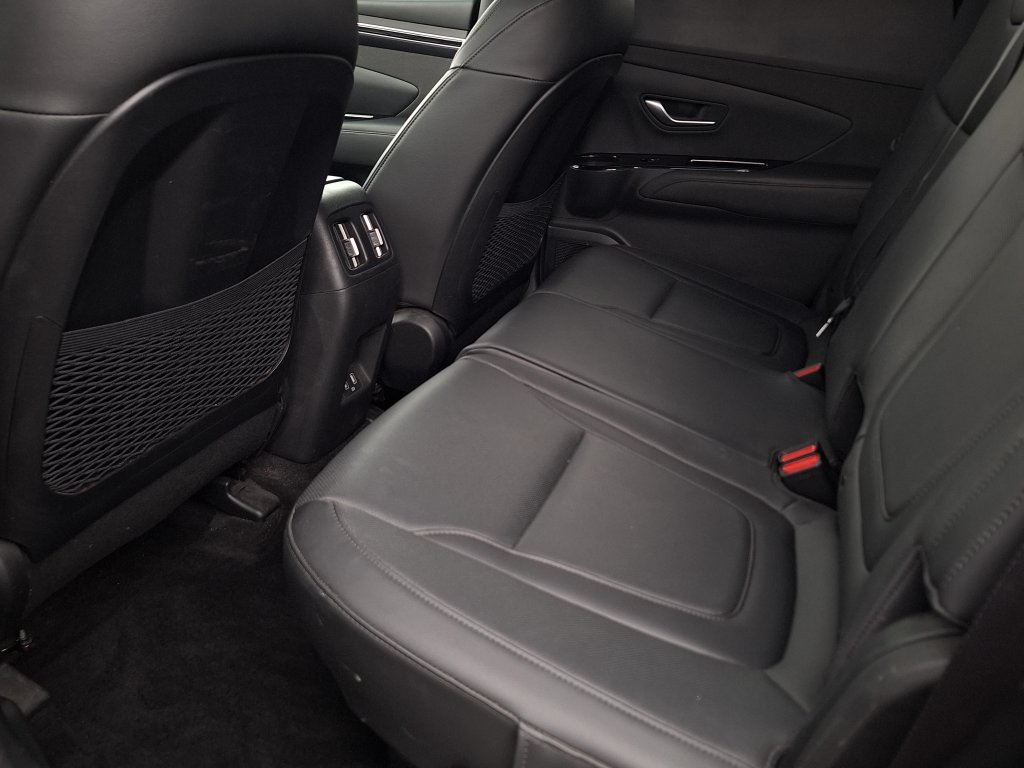 Certified 2022 Hyundai Santa Cruz Limited AWD/4WD image 13