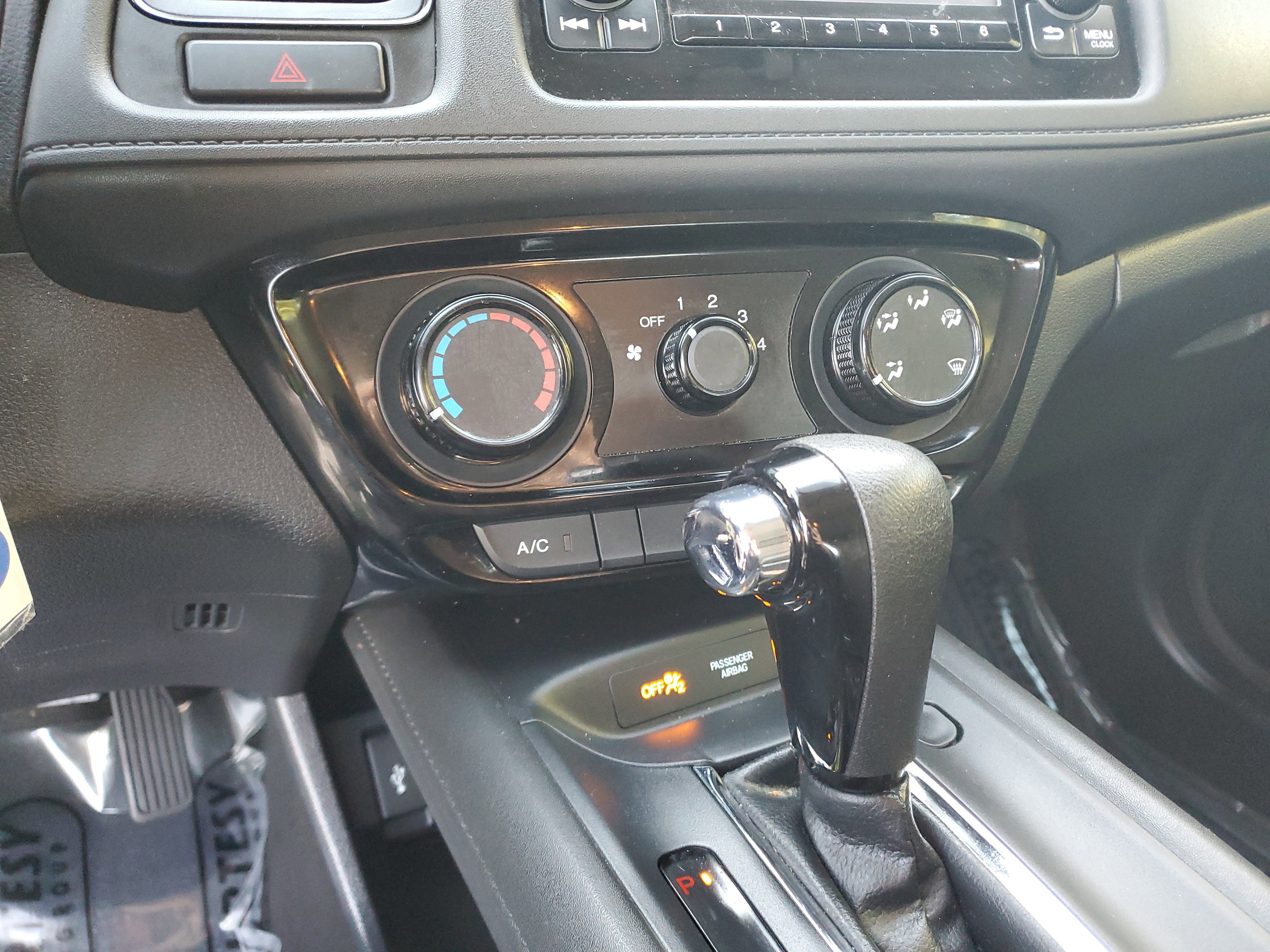 Used 2017 Honda HR-V LX image 19