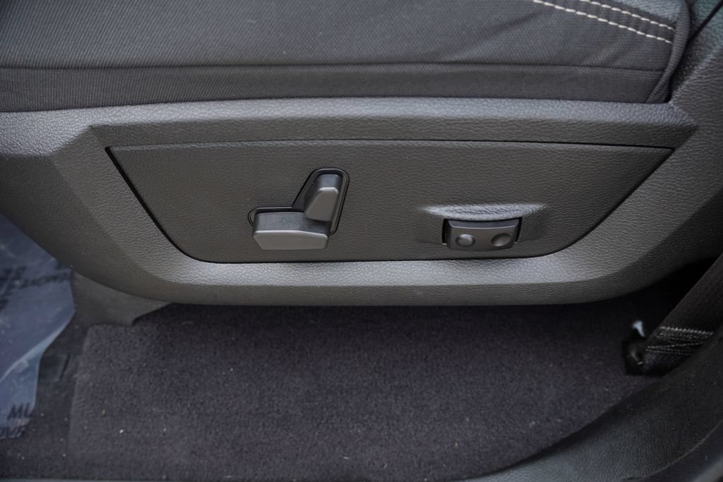Certified 2022 RAM 1500 Warlock AWD/4WD image 22