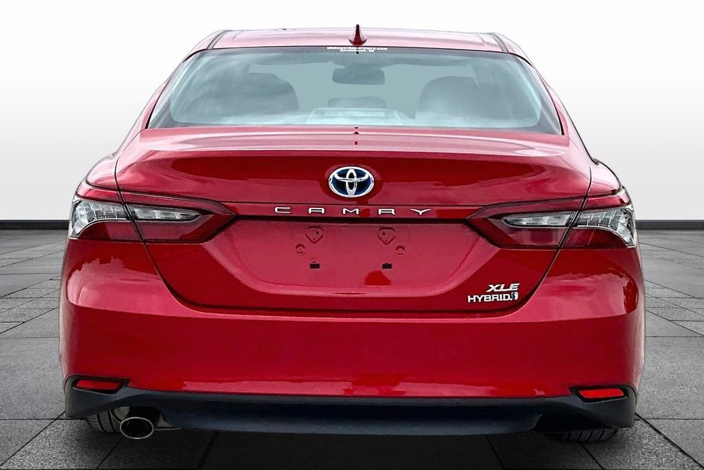 Used 2023 Toyota Camry XLE w/ Cold Weather Package FWD image 4