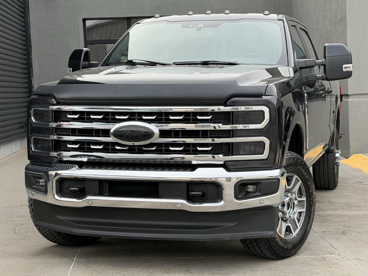 Used 2023 Ford F250 Lariat w/ Lariat Ultimate Package image 3