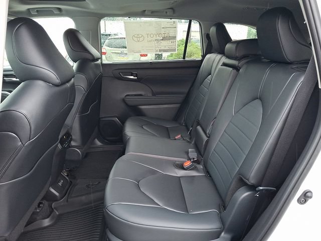 New 2026 Toyota Highlander XLE AWD/4WD image 5