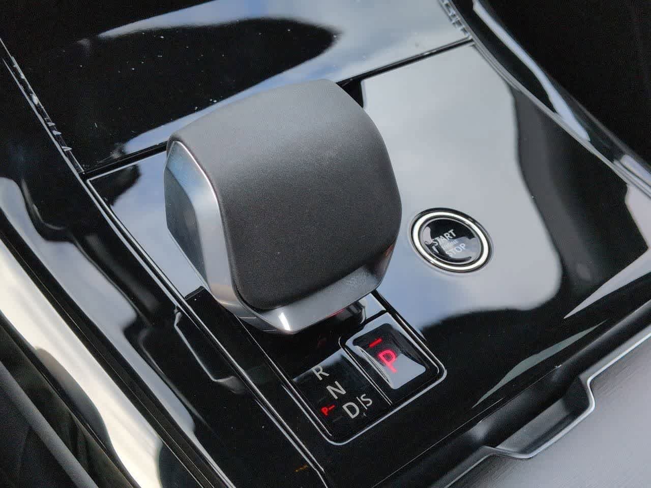New 2026 Land Rover Range Rover Sport SE AWD/4WD image 34