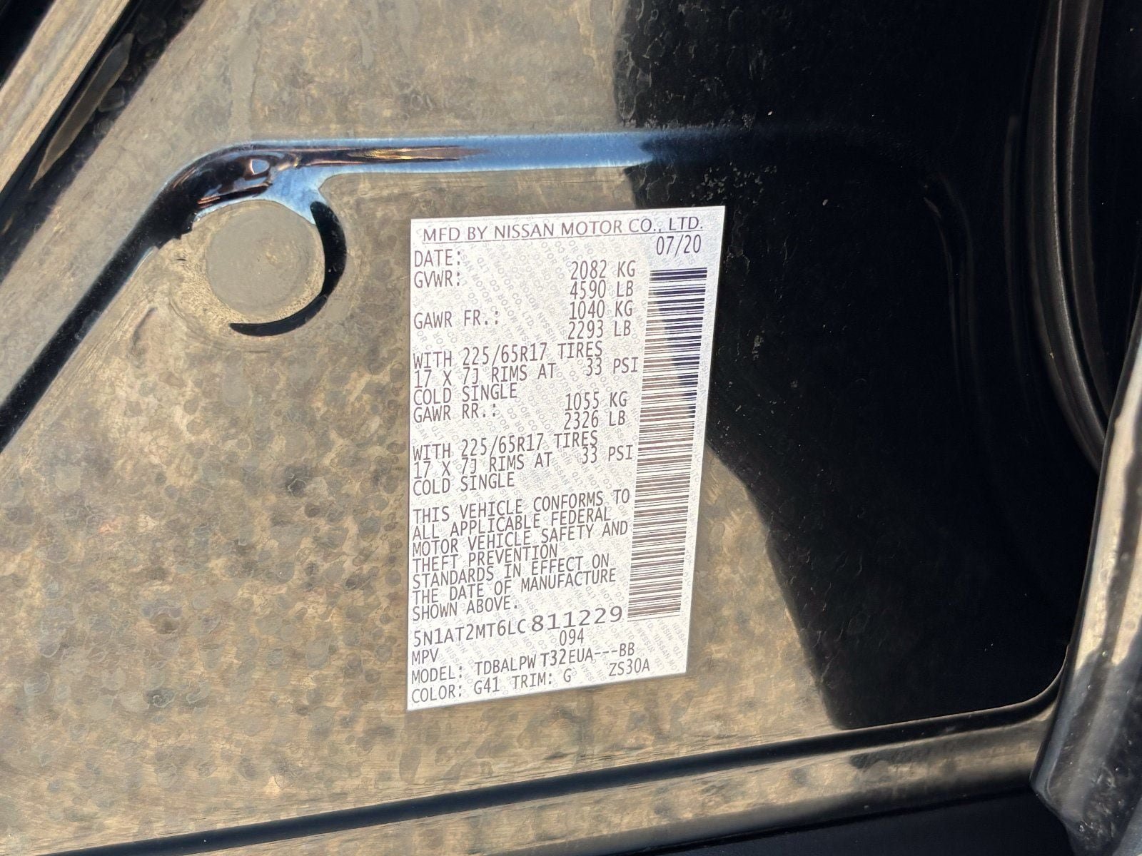 Used 2020 Nissan Rogue S FWD image 32