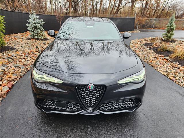 Used 2024 Alfa Romeo Giulia Veloce image 8