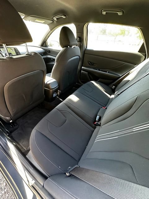 Certified 2025 Hyundai Elantra Sport FWD image 16