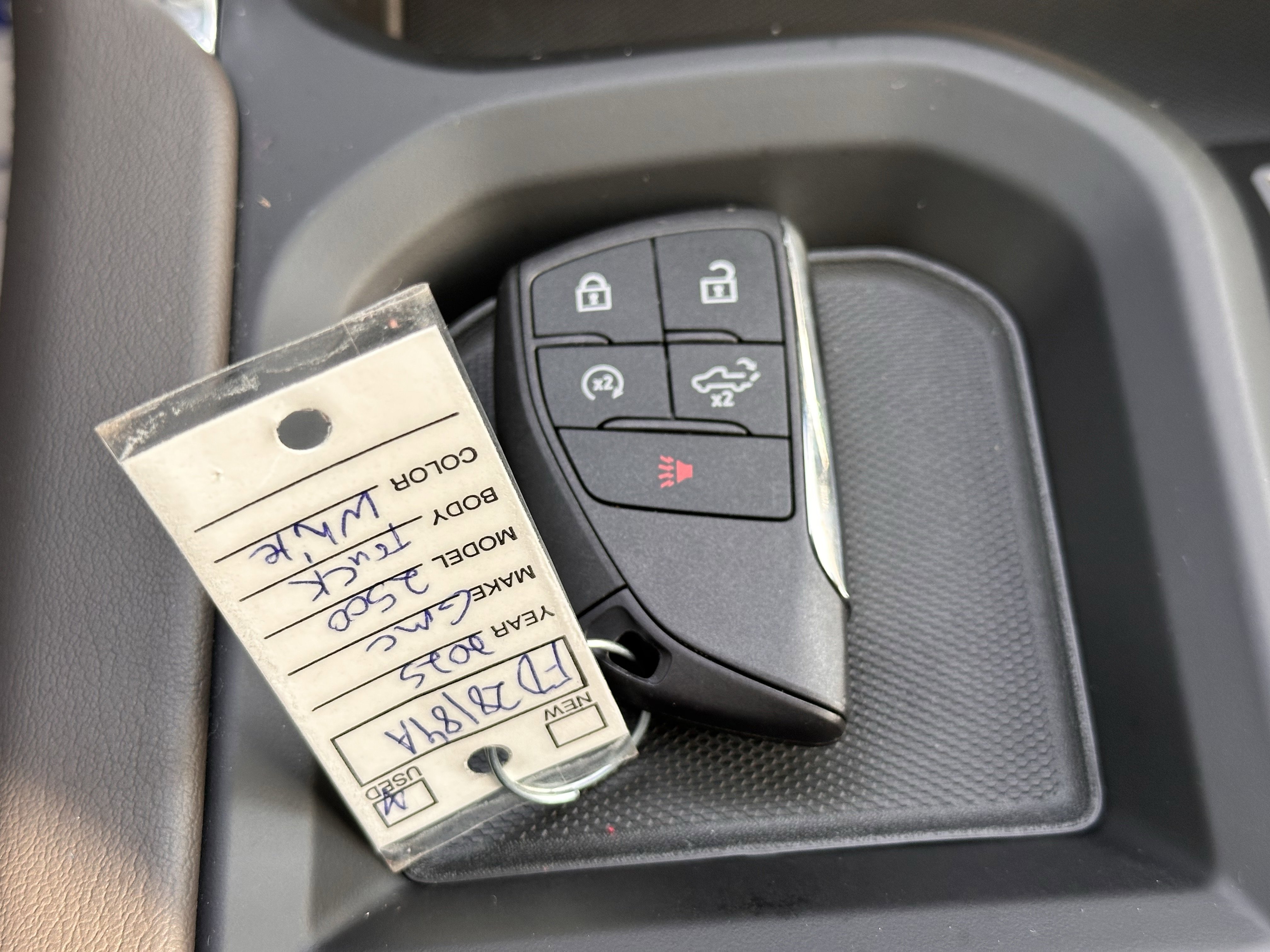 Used 2025 GMC Sierra 2500 Denali w/ Denali Reserve Package image 39