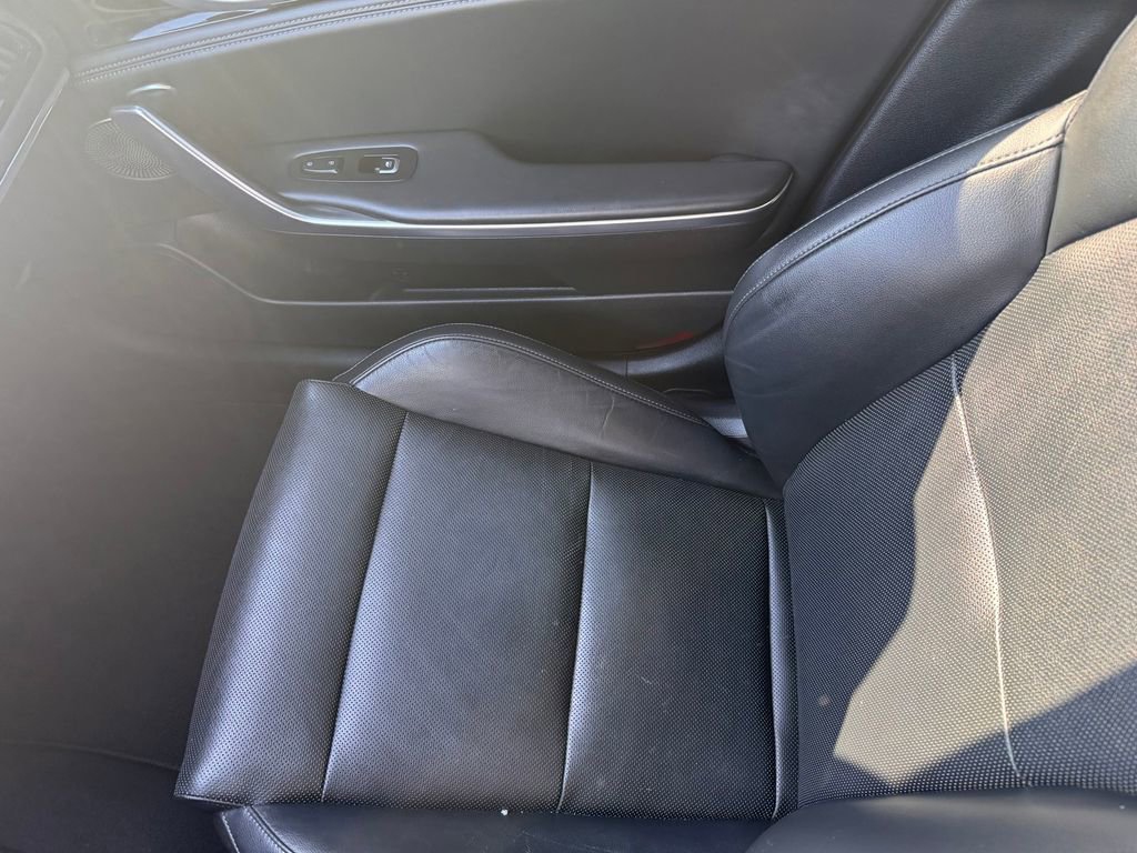 Used 2019 Kia Stinger Premium image 23