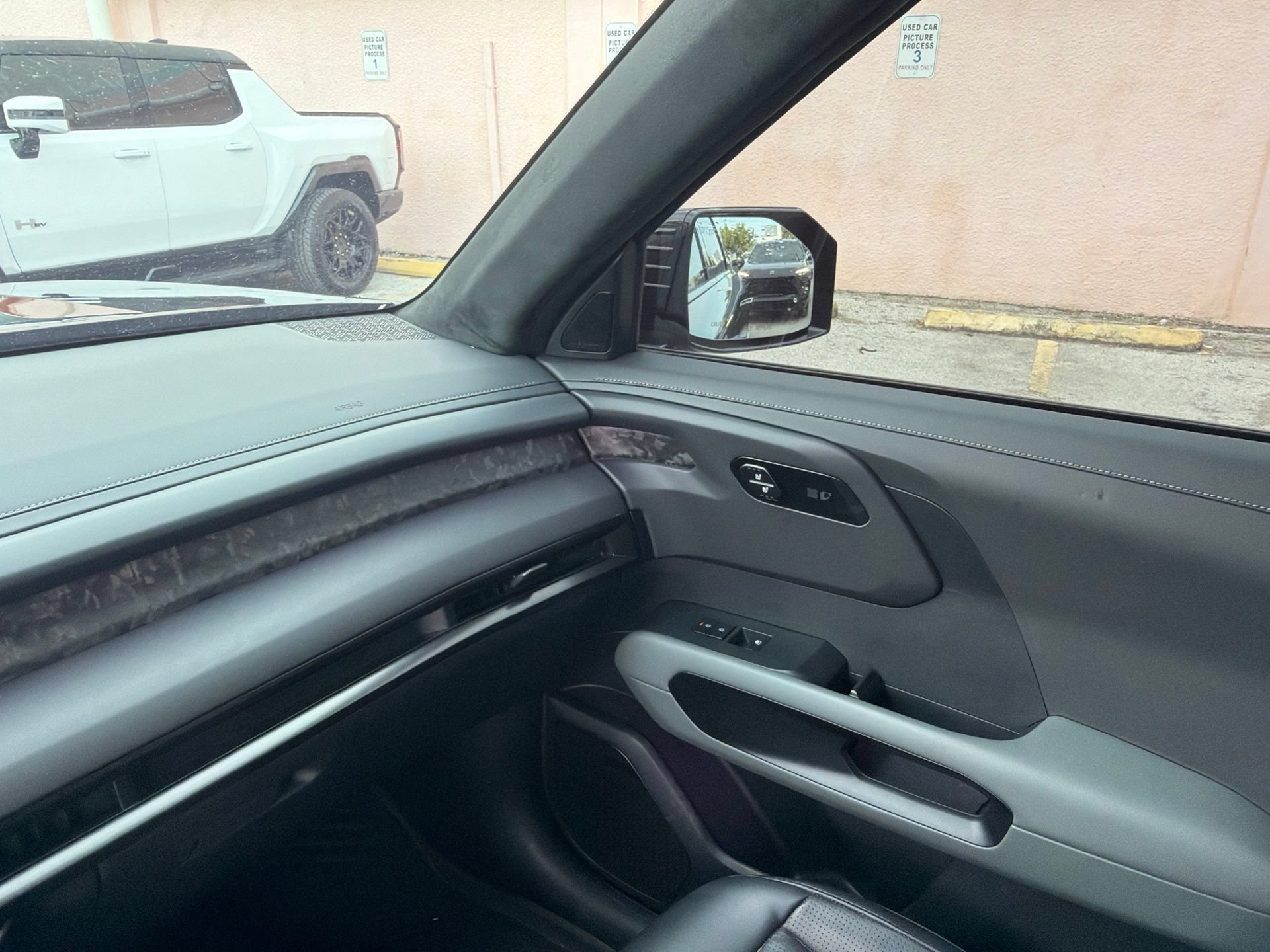 Used 2027 Kia Telluride SX Prestige X-Pro AWD/4WD image 25