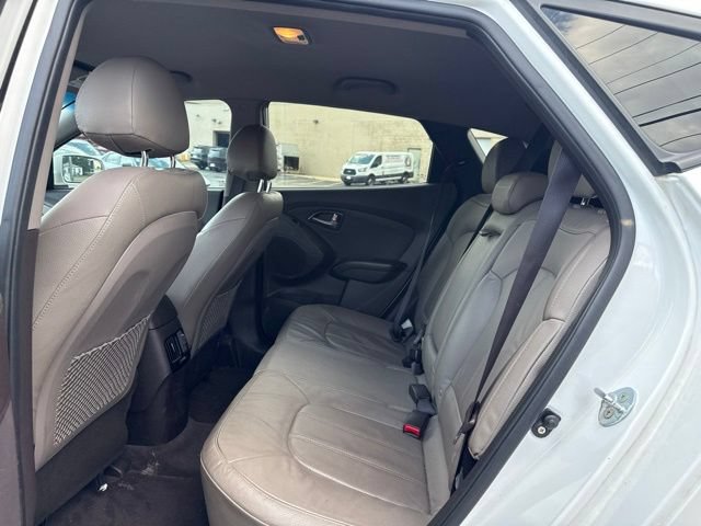 Used 2015 Hyundai Tucson Limited AWD/4WD image 19