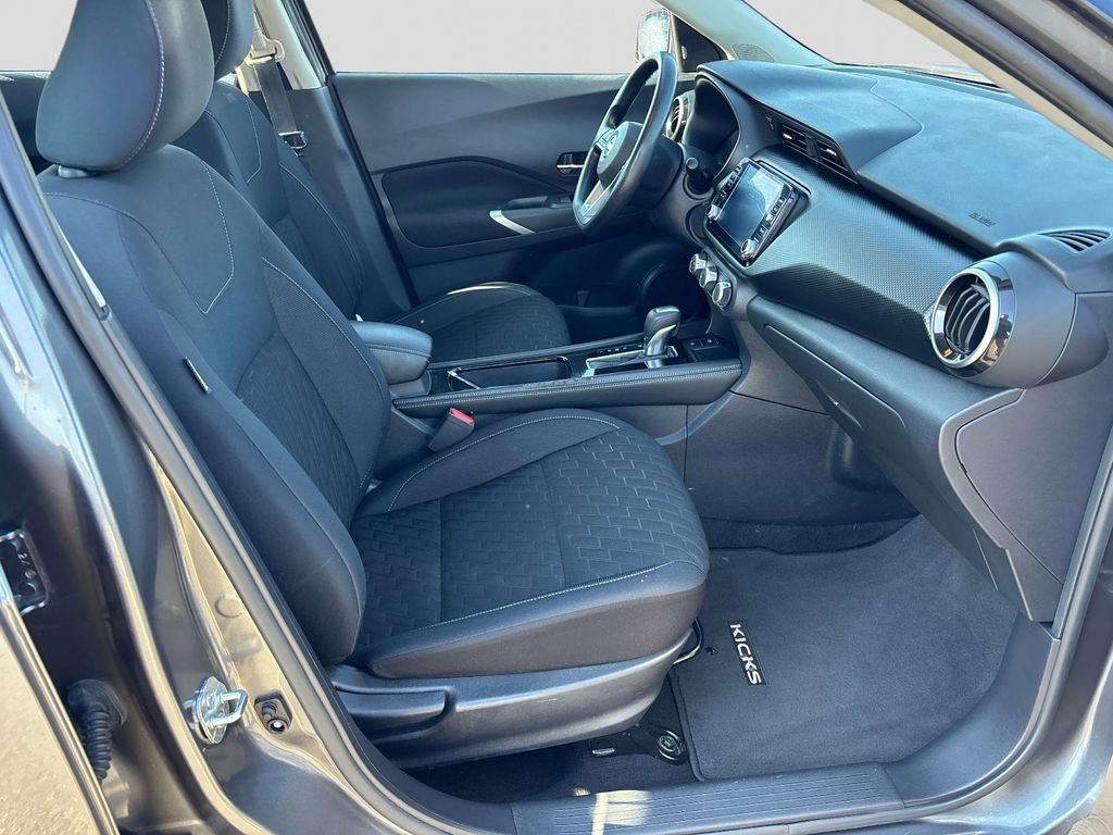 Certified 2023 Nissan Kicks SV image 14
