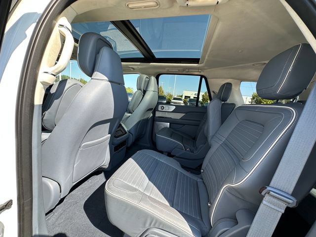 Used 2022 Lincoln Navigator Black Label AWD/4WD image 18
