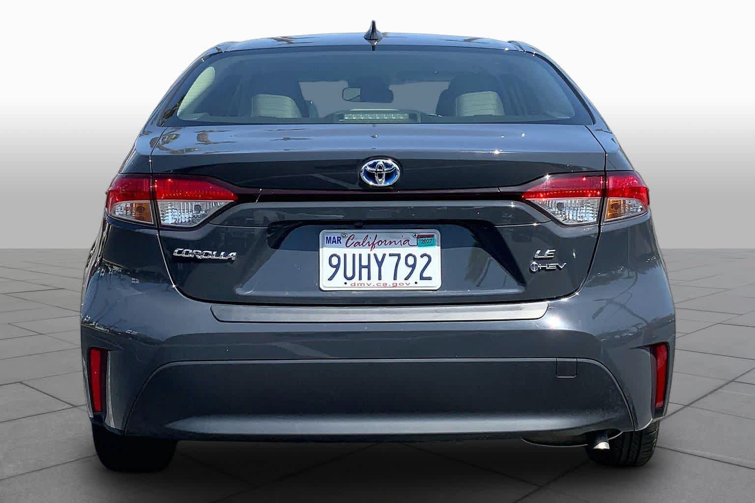 Certified 2025 Toyota Corolla LE w/ LE Premium Package FWD image 4