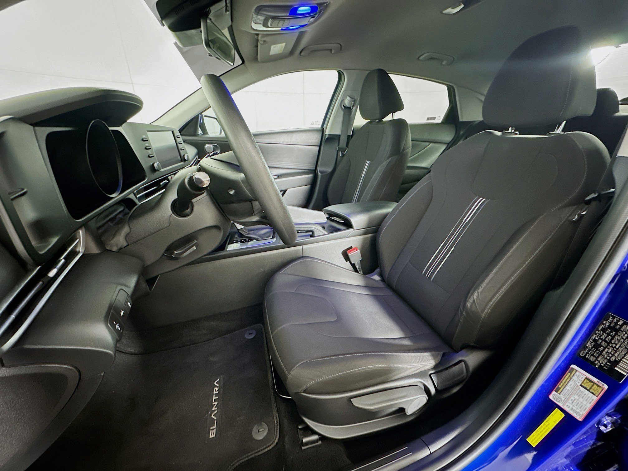 Used 2022 Hyundai Elantra SEL image 13