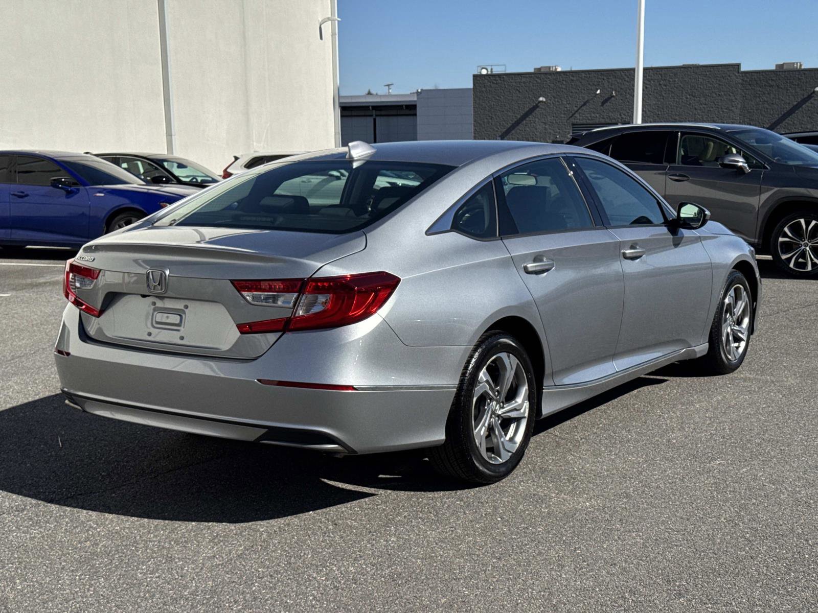 Used 2019 Honda Accord EX image 26