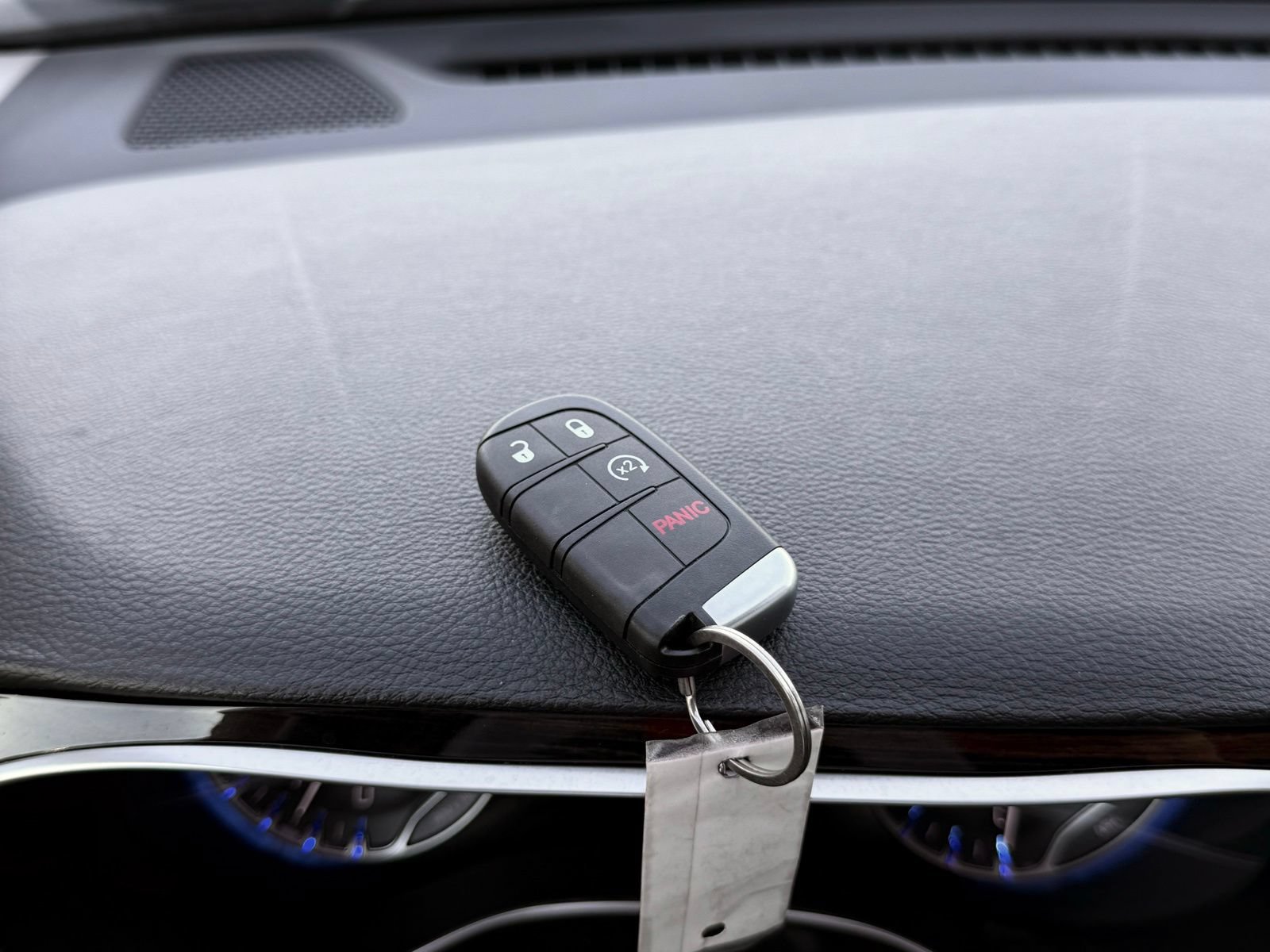 Used 2022 Chrysler Pacifica Limited FWD image 50