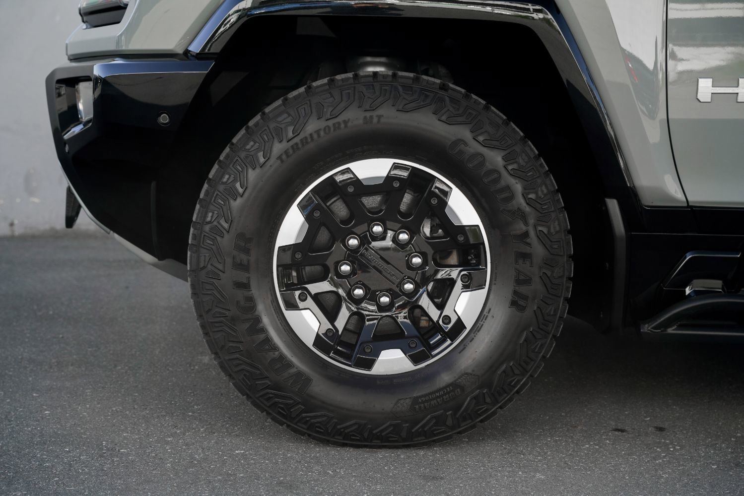 Used 2024 GMC Hummer EV 3X w/ Extreme Off-Road Package image 10