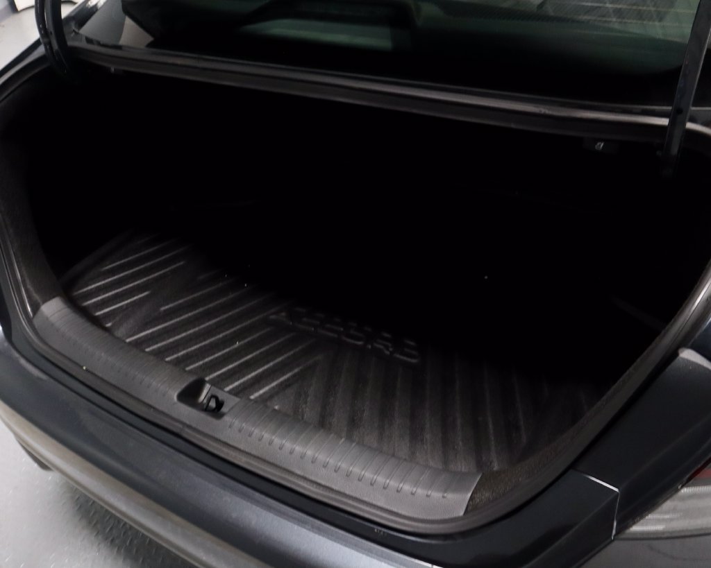 Used 2024 Honda Accord EX image 16