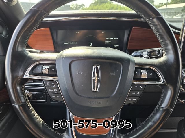 Used 2019 Lincoln Navigator Premiere AWD/4WD image 30