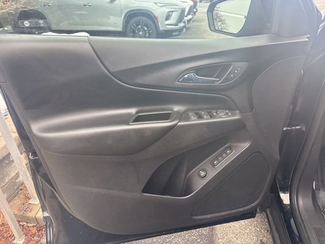 Used 2020 Chevrolet Equinox LT w/ Midnight Edition image 10