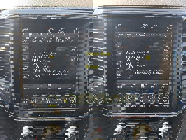 Used 2021 Jeep Grand Cherokee Laredo X image 15